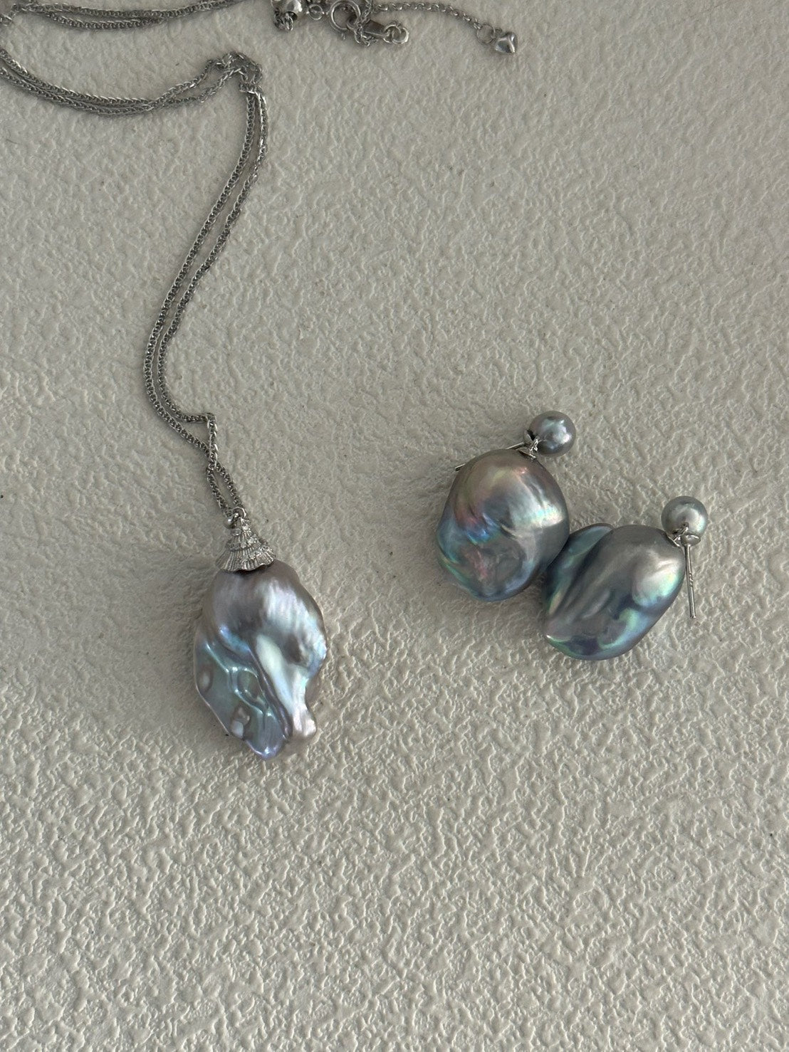 (A251026671)真多麻灰巴耳釘